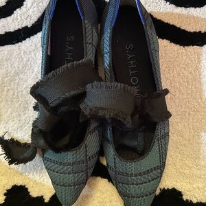 Rothy's Women's Black and Green Flats